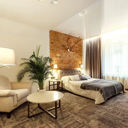 Hotel Old Town Trio 3*