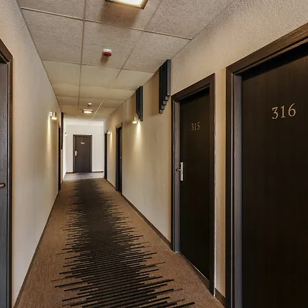 Hotel Old Town Trio 3*