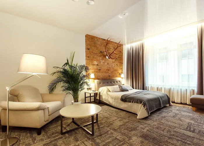 Hotel Old Town Trio 3*