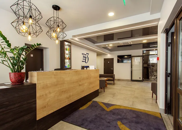 Hotel Old Town Trio 3*