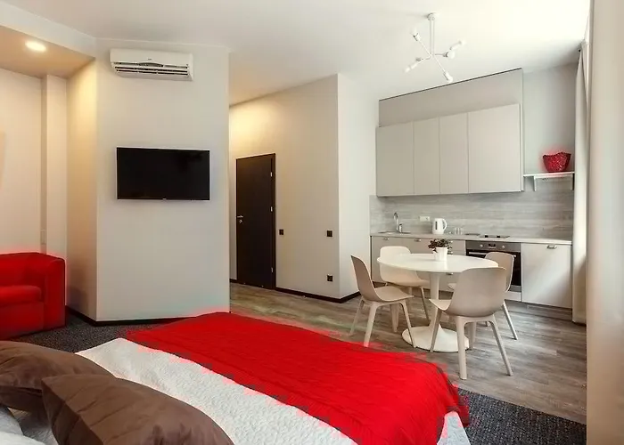 旧城特里奥酒店 3*