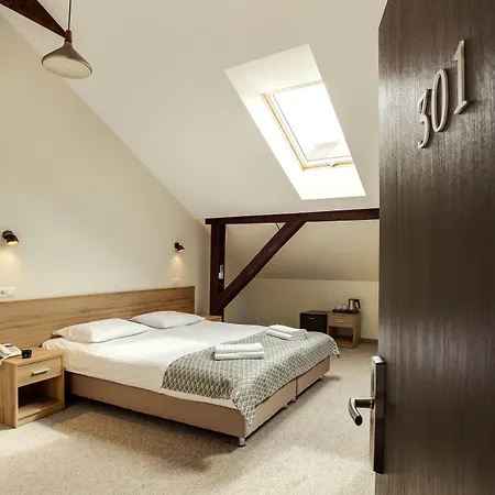 Old Town Trio Отель